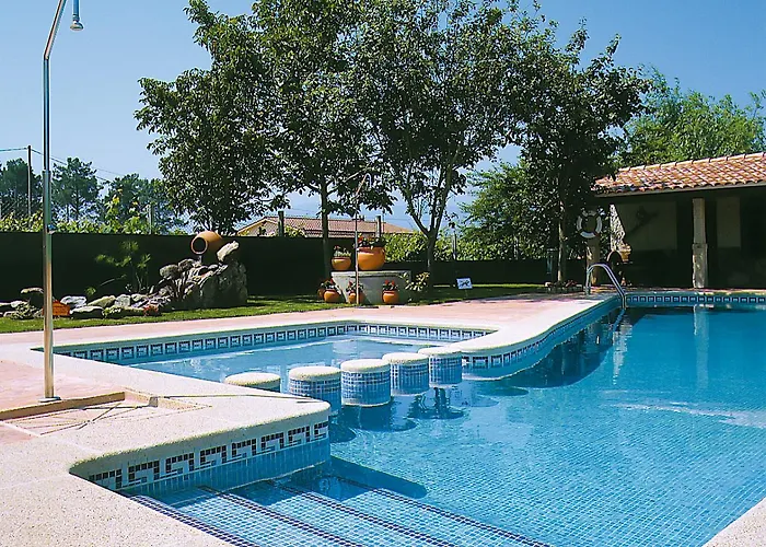 阿凯马达酒店 2*